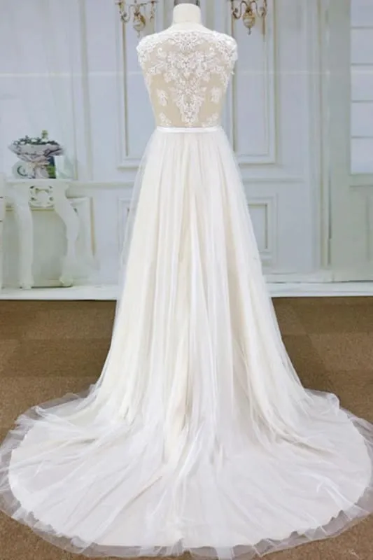 Chic Lace Chapel Train Tulle A-line Wedding Dress