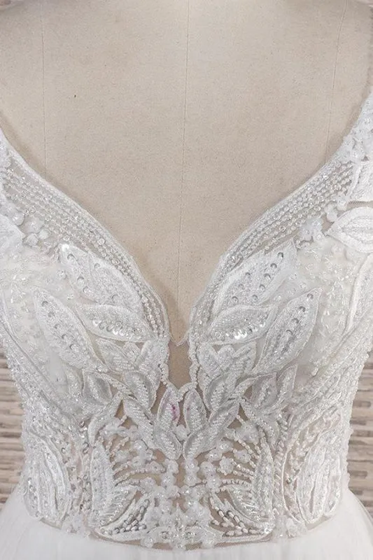 Chic Spaghetti Strap Appliques Tulle Wedding Dress