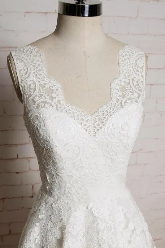 Chic V-neck Appliques Tulle A-line Wedding Dress