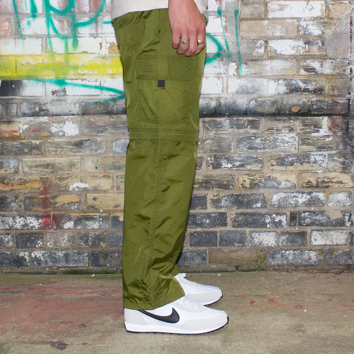 Utility Zip-Off Cargo